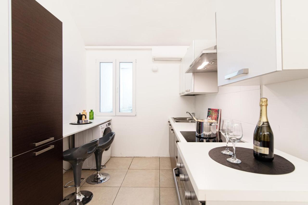 Loft Near Duomo Lägenhet Como Exteriör bild